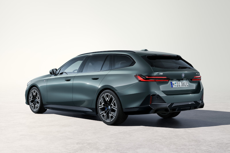 BMW i5 Touring Leasingangebot Gewerbe