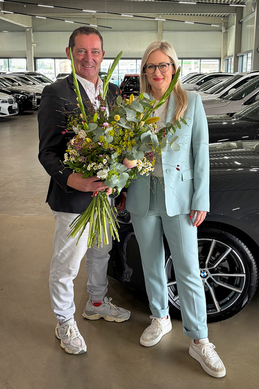 Kerstin Bucksteeg neue Verkaufsleitung Auto Becker Klausmann Krefeld
