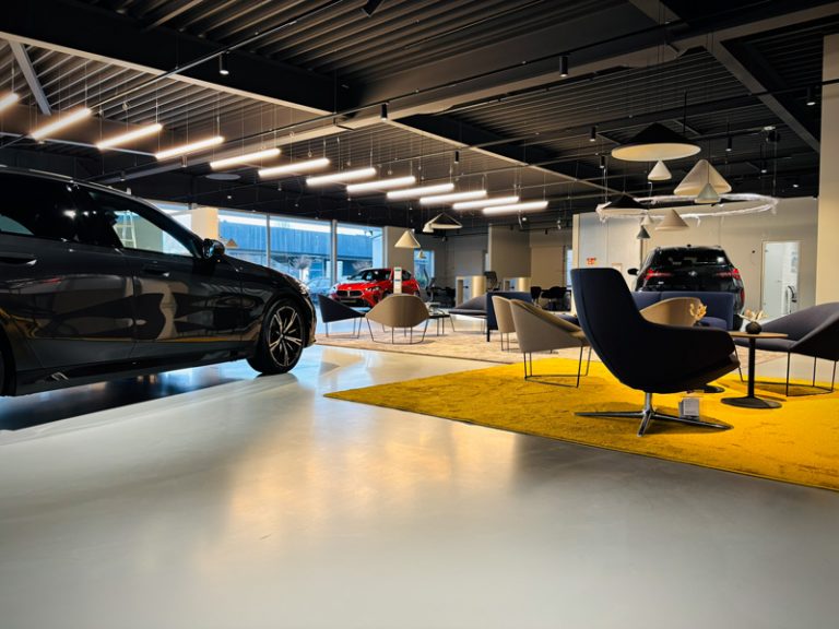 Neuer BMW Showroom bei Auto Becker Klausmann in Krefeld